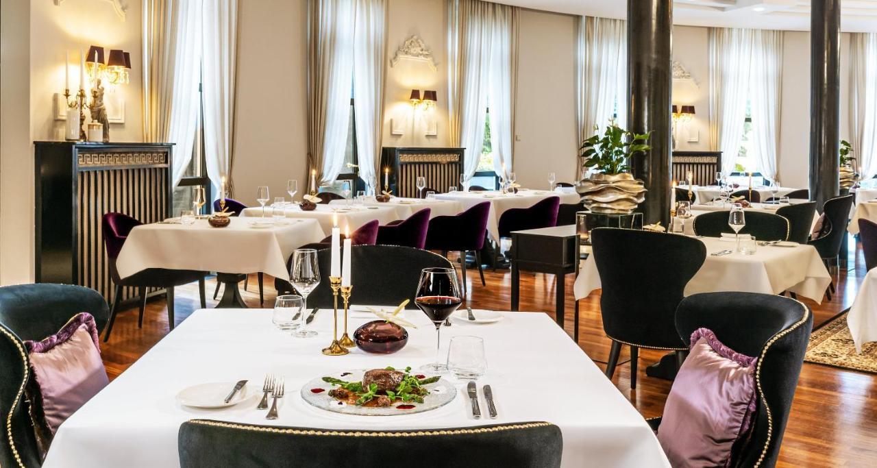ビクターズ レジデンツ ホテル シュロス ベルグ ネニッヒ エクステリア 写真 Restaurant